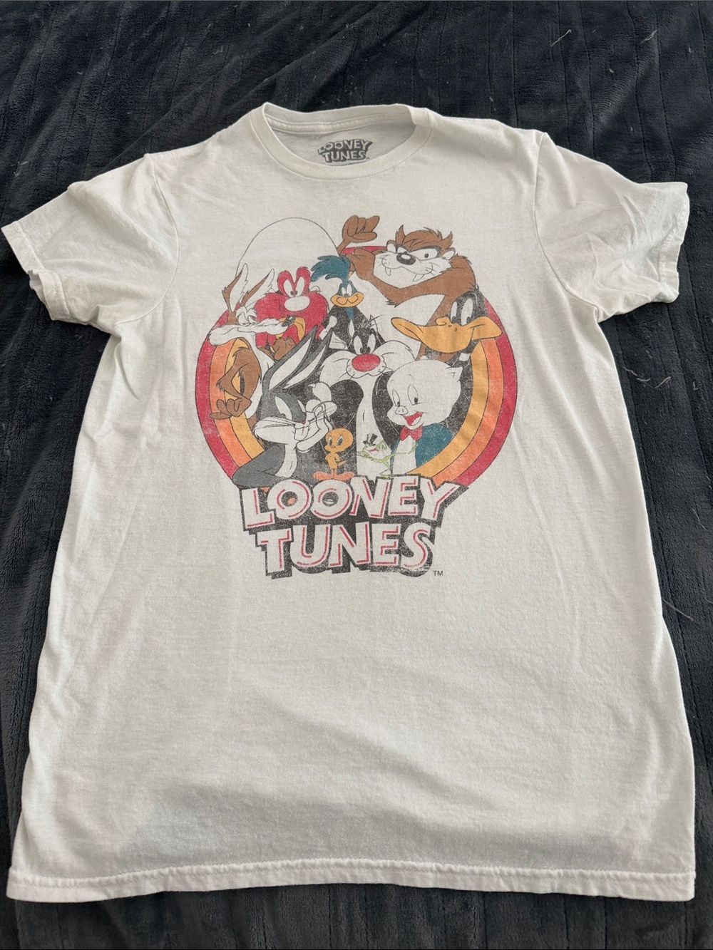 Warner Bros. White Looney Tunes Character Graphic Tee
